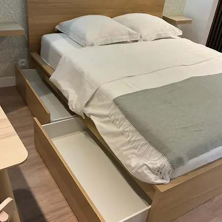 Appartement Number 5 Pantin