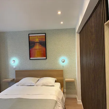 Apartment Number 5 *