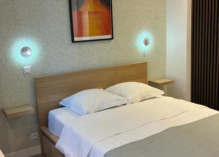 Apartment Number 5 *